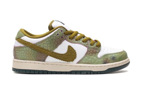 NIKE SB DUNK LOW ALEXIS SABLONE CHAMELEON
