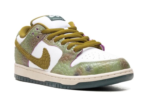 NIKE SB DUNK LOW ALEXIS SABLONE CHAMELEON