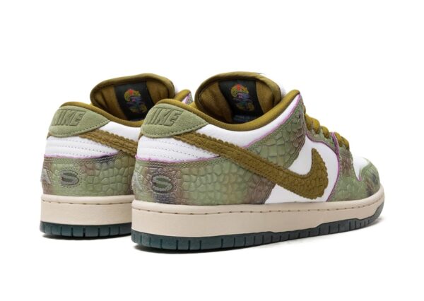 NIKE SB DUNK LOW ALEXIS SABLONE CHAMELEON