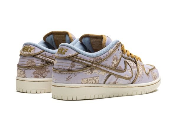 NIKE SB DUNK LOW PRO PREMIUM "CITY OF STYLE"