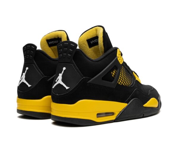 Jordan 4 Retro Thunder